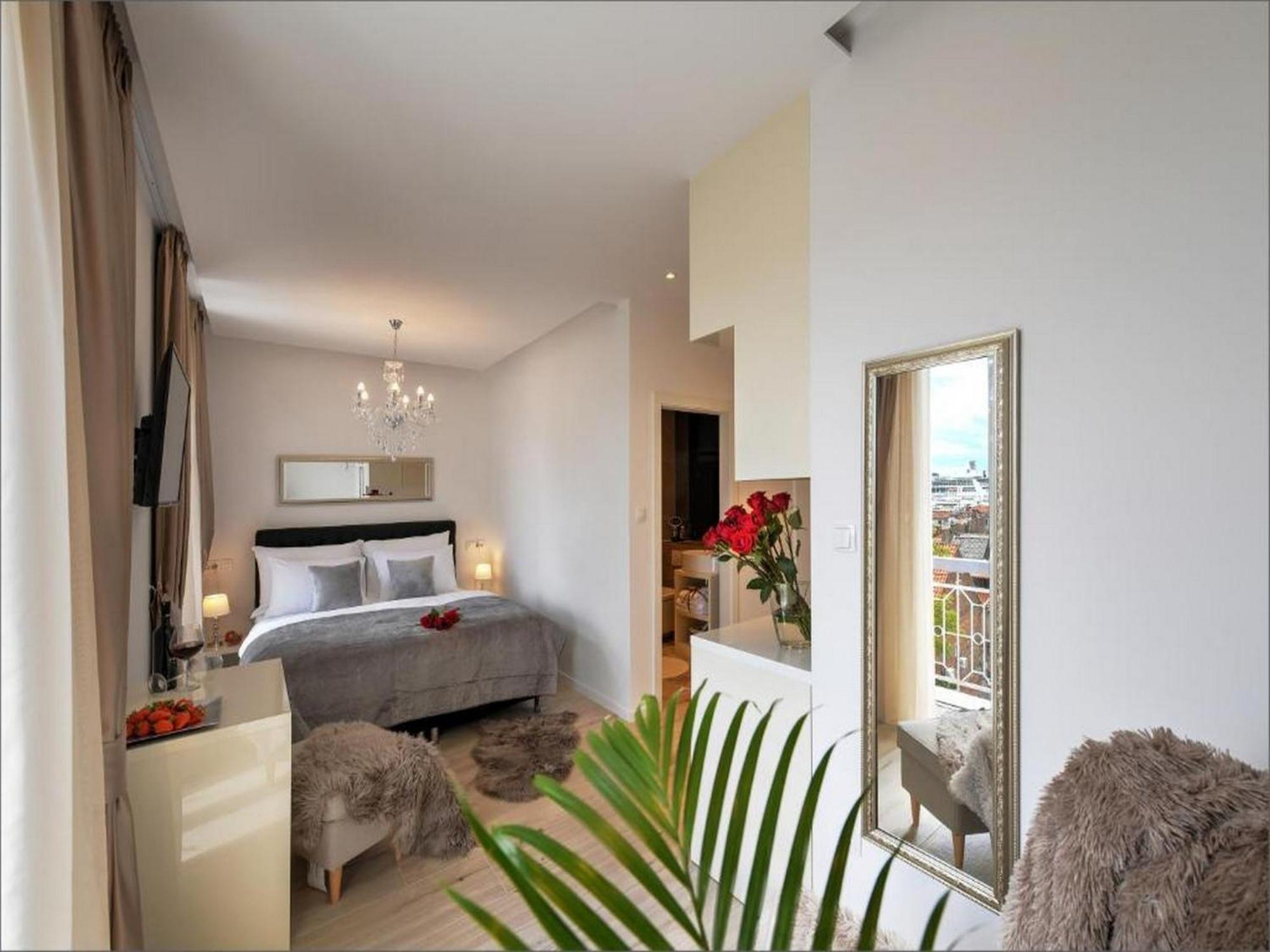 Via Porto Rooms Split Exterior foto