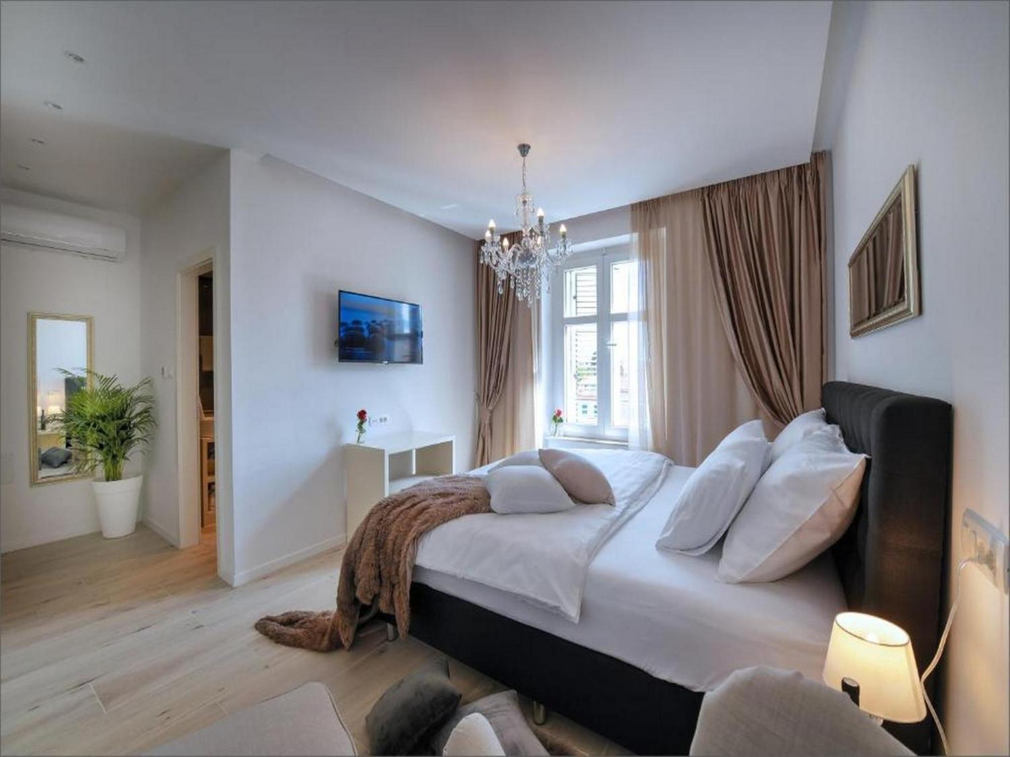Via Porto Rooms Split Exterior foto